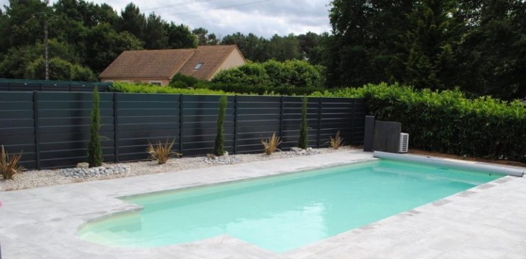 Modern Garden Fences and Garden Entrance Gate Systems