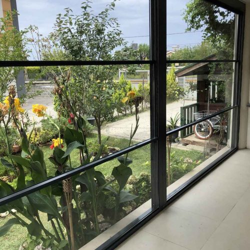 Giyotin Cam Balkon Modeli Tek cam 8 mm Balkon Modeli