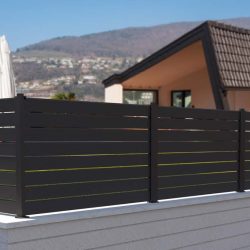 Intermittent Vent Typ Aluminium Trädgårdsstaket Exempel